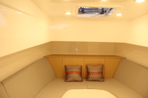 Salle de réunion mobile sur mer, 12,60 m, yacht sportif en fibre de verre, moteur hors-bord, <span class=keywords><strong>bateau</strong></span> de plaisance de luxe, <span class=keywords><strong>bateau</strong></span> de pêche, console centrale, croisière, 300 CV - Product Image 6