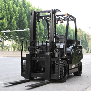Montacargas CE/EPA de 2 Toneladas, 3.5 Toneladas, Nuevos, con Batería de Iones de Litio, en Venta, Diseño de Alta Calidad, Carrocería Monolítica Estampada que Garantiza Durabilidad - Product Image 1