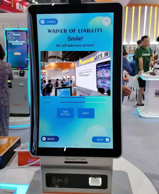 Brand New Desk-Top Curved Screen Kiosk Disclaimer/Card Recharge Ticket Vending Machine for Indoor Playground/Amusement Park