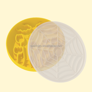 Sparkpro 2025 <span class=keywords><strong>Tulipe</strong></span> 3 en 1 Mangeoire pour animaux de compagnie à alimentation lente Bol pour chien en silicone de couleur unie de qualité alimentaire avec couvercle - Product Image 1