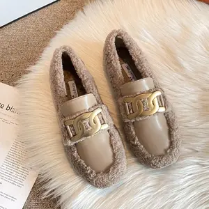 2024 yeni moda peluş ayakkabı yeni kadın Wrap-toe toka loafer'lar büyük boy 41-43 bayan ayakkabıları