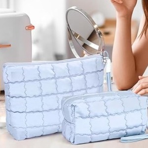 Bolsa de Maquillaje Acolchada OEM para Mujer - Bolsa Cosmética Suave con Cierre de Cremallera, Perfecta para Viajes y Artículos de Aseo - Product Image 6