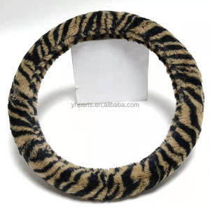 Housse de volant de voiture d'hiver en fourrure imitation poils de <span class=keywords><strong>lapin</strong></span> Soft Plush Gear Handbrake Case Car Interior Accessories - Product Image 3