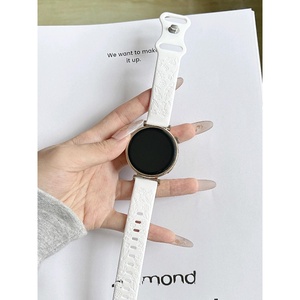 Bracelet de montre en silicone respirant de luxe pour <span class=keywords><strong>Huawei</strong></span> GT4 GT3 GT2, Watch 3/<span class=keywords><strong>4</strong></span> Pro, Samsung Watch pour femmes, taille 22 mm - Product Image 4