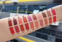 Rouge à lèvres maquillage sans cruauté concepteur végétalien vente en gros de rouge à lèvres logo personnalisé velours rouge luxe haute Pigment crémeux mat rouge à lèvres