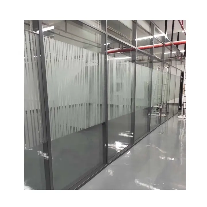 ガラス間のガラスシャッターを備えたガラスアルミニウム合金窓の間で透明なローラーシャッターホットブラインド15-20日12.5mm