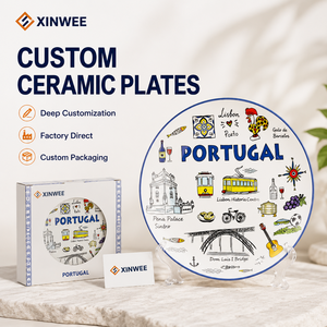 Assiettes en porcelaine souvenirs de voyage du Portugal, motif coq Barcelos et carreaux Azulejo, compatibles lave-vaisselle, vente en gros pour l'Amérique du Nord - Product Image 1