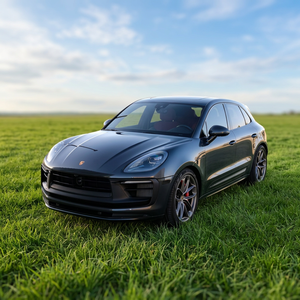 Macan GTS 2022, 434 HP, Turbo V6, Tracción en las Cuatro Ruedas, Automático, Techo Panorámico, Asientos de Cuero, Interior Rojo Burdeos, Paquete Premium Plus - Product Image 1