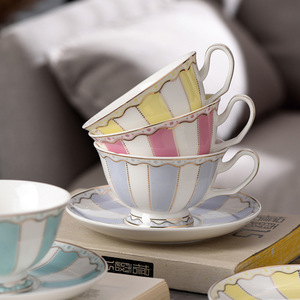 Factory Direct Sale Wholesale European Style Gold Style Coffee Striped <b>Cups</b> Creative Art Ceramic Coffee Mug <b>Cups</b> and Saucer Set - Product Image 3