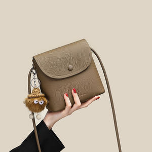 Sac à main et sac messager décontracté à bandoulière unique en cuir de vache véritable rétro pour femmes, imperméable, fermeture éclair, fabrication tendance - Product Image 1