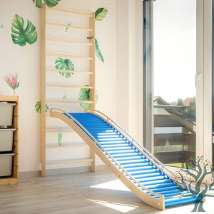 Montessori บาร์ติดผนังปีนเขาโค้งสามเหลี่ยมสำหรับเด็กสนามเด็กเล่น Montessori กำแพงปีนเขา - Product Image 1