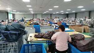 Tabouret multifonctionnel portable <span class=keywords><strong>pour</strong></span> la taille des bébés Conception à double épaule Tissu respirant Sling Porte-bébé <span class=keywords><strong>pour</strong></span> les <span class=keywords><strong>nouveau</strong></span>-nés et les enfants qui sortent - Product Image 6