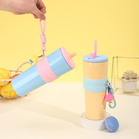 Bouteille d'eau portable Xuzhen, nouvelle collection, en acier inoxydable 316, grande capacité, avec paille, idéale pour la randonnée et le sport, vente directe usine.