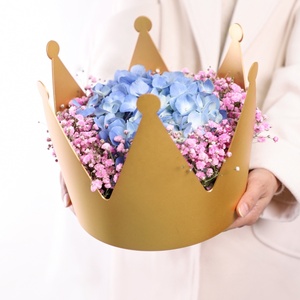 New Design Crown Shape Plastic Steel Material Rose Gift Box Waterproof Valentine's Day Luxury Creative Queen Crown Flower Box