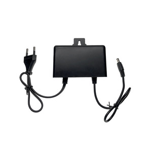 <span class=keywords><strong>Adaptateur</strong></span> secteur <span class=keywords><strong>universel</strong></span> 12V 2A DC avec multiprise pour caméras de vidéosurveillance et caméras vidéo Garantie de 2 ans Certifié CE/FCC - Product Image 1
