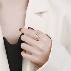 Bague en laiton mignonne en forme de larme, double couche dorée avec accents de couronne, style féerique, princesse, douce, délicate, empilable, cadeau pour femmes, bagues de couronne - Product Image 6