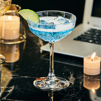 Ensemble de verres à cocktail en cristal pressé de style vintage, gobelets à pied haut, verres à vin transparents pour la décoration de bar à domicile ou de mariage