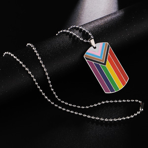 Collar con Colgante de Placa de Acero Inoxidable Esmaltado Personalizado con la Bandera del Orgullo LGBTQ para Hombres y Mujeres, Joyería del Orgullo Arcoíris - Product Image 3