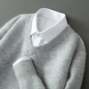 Maglione in Cashmere da uomo con collo a V di base maglione maglione in lana da uomo - Product Image 3