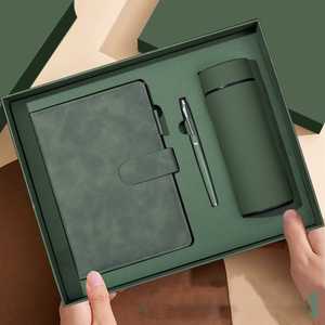 Ensemble cadeau d'entreprise personnalisé, carnet A5 en PU avec couverture rigide, stylo et tasse à café pour le branding des cadres de bureau - Product Image 2