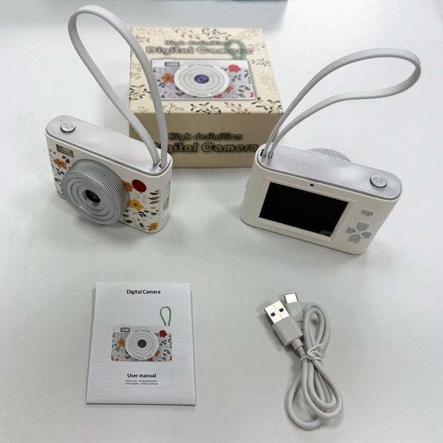 High Definition  Dual Cameras CCD Sensor 2"-3" Screen Displacement Image Stabilization 1080p Retro Digital Camera