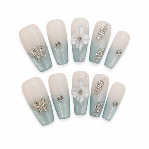Ongles à presser effet dégradé œil de chat, transparents, avec fleurs et strass, courts, forme stiletto, extension d'ongles printemps-été - Product Image 1