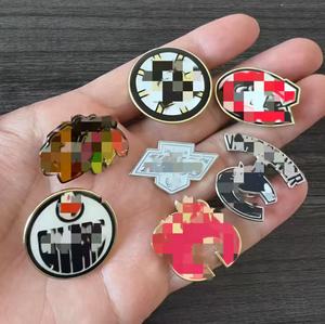 Novedad Pin Broche Metálico al por Mayor Equipo de Hockey sobre Hielo de EE. UU. Insignia de Solapa de Hierro Pulido Pines de Recuerdo Deportivo Impresos para Gorras - Product Image 2