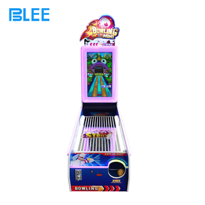 Vente directe <span class=keywords><strong>d</strong></span>'usine en gros Mini machine de bowling Équipement de sport <span class=keywords><strong>d</strong></span>'intérieur Machine de jeu <span class=keywords><strong>d</strong></span>'arcade de bowling miniature à pièces - Product Image 2