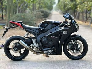 Motocicleta Usada Hona CBR1000 de Gasolina - Product Image 2
