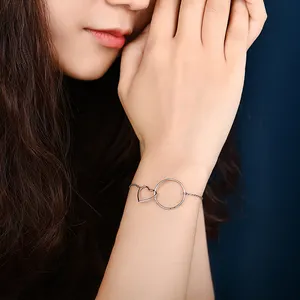 Minimalist Rhodium Plated Jewellery Bracelets 925 Silver Heart Circle Interlocking Bracelet For Women Girls