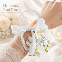 Französischer Stil Handblumen-Fotografie-Requisite Weiße Künstliche Calla-Lilie mit Perlenband Hochzeitszeremonie Brautstrauß