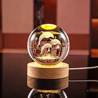 Boules de cristal gravées au laser 3D de 6 cm et 8 cm, vente en gros directe d'usine Small Bridge