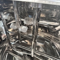 Équipement de mélange homogénéisateur sous vide à cisaillement élevé, contrôlé par PLC entièrement automatique, pour la production de crèmes et de lotions cosmétiques