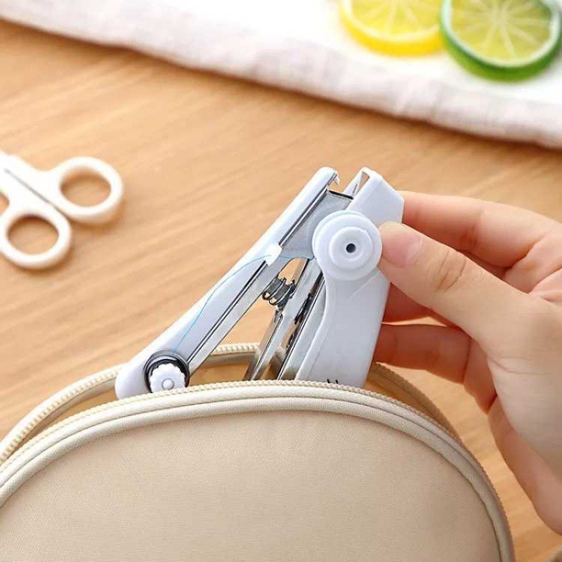 Portable Portable Mini Manual Sewing Machine