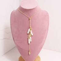 Nouveau Collier Long Tendance Vintage Plaqué Or avec Perles Irrégulières et Pendentif Gland pour Femme - Bijoux