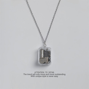 Ciondolo Carillon a Manovella Hip Hop, Collana con Ciondolo Castello nel Cielo, Portachiavi, Regalo di Gioielleria Creativa - Product Image 5