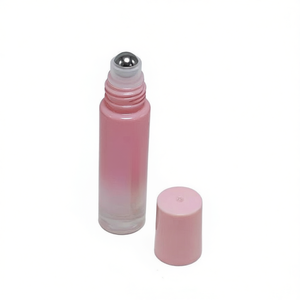 Flacon roll-on d'huile essentielle 10ml en verre avec bille roulante pour parfum et soin de la peau - Product Image 1