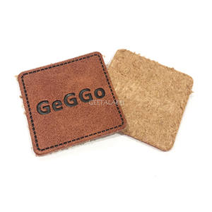 Пользовательские недорогие тисненые нашивки для этикеток из искусственной кожи для шляпы, сумки для одежды - Product Image 3