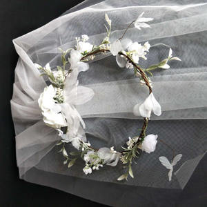 <span class=keywords><strong>Serre</strong></span>-<span class=keywords><strong>tête</strong></span> floral en gros, long <span class=keywords><strong>voile</strong></span> de mariée, couronne de demoiselle d'honneur, voiles de <span class=keywords><strong>mariage</strong></span> pour femmes - Product Image 4