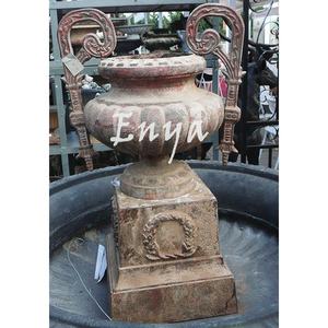 Ornement <span class=keywords><strong>de</strong></span> jardin vintage <span class=keywords><strong>en</strong></span> <span class=keywords><strong>fonte</strong></span> antique, vase <span class=keywords><strong>en</strong></span> forme d'urne <span class=keywords><strong>de</strong></span> style français avec poignées décoratives, grands pots et jardinières - Product Image 5