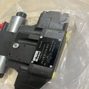 Vanne directionnelle électrohydraulique Parker D81VW001C4NJW91, commande de inversion, 32 bars, 120 Lpm, en fer - Product Image 2