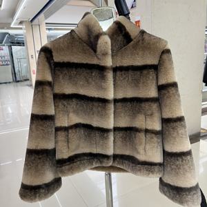 <span class=keywords><strong>Abrigo</strong></span> <span class=keywords><strong>de</strong></span> <span class=keywords><strong>Piel</strong></span> Sintética con Estampado <span class=keywords><strong>de</strong></span> Totoro, Invierno 2025, <span class=keywords><strong>Abrigo</strong></span> <span class=keywords><strong>de</strong></span> <span class=keywords><strong>Piel</strong></span> Sintética <span class=keywords><strong>de</strong></span> Conejo y <span class=keywords><strong>Nutria</strong></span>, <span class=keywords><strong>Abrigo</strong></span> <span class=keywords><strong>de</strong></span> <span class=keywords><strong>Piel</strong></span> Grueso y Versátil para Mujer, Corto - Product Image 2