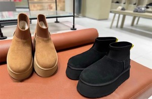 Bottes de neige unisexes en cuir et laine de haute qualité, à semelle épaisse, doublées de fourrure, plateforme haute, confortables et décontractées - Product Image 5