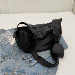 Sac de sport de voyage en PU avec logo personnalisé OEM, grande capacité, conçu en usine, fermeture éclair pour hommes et femmes, poche humide - Product Image 3