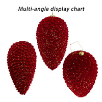 Boule de Noël artisanale vintage en plastique rouge avec paillettes et pompon en forme de cône de pin, ornement suspendu pour arbre de Noël, décoration de fête festive