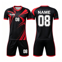 Tenue de football personnalisée, nouveau design, haute qualité, manches courtes, imprimée, respirante, séchage rapide, 100% polyester, maillots d'équipe pour hommes