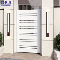 Portail battant électrique moderne en aluminium, design métallique, automatique, pour jardin et villa