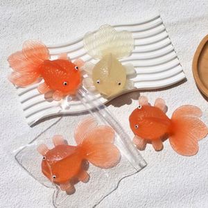 Jouet à presser Poisson Rouge changeant de couleur UV, en TPR souple, jouet créatif de décompression à pincer pour enfants et adultes, pour le commerce extérieur - Product Image 5