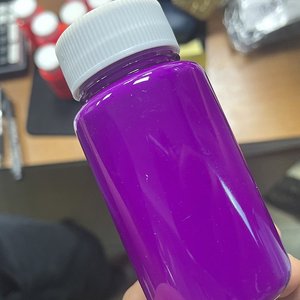Hochwertiges Sicherheits- und Umweltschutzpigment auf Wasserbasis in Lila zur Färbung von Latexballons - Product Image 4
