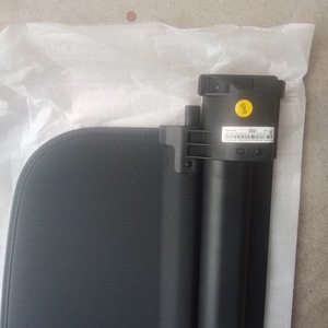 Copertura Retrattile OEM per Bagagliaio Auto, Compatibile con Audi <span class=keywords><strong>Etron</strong></span> 2019-2024 - Product Image 3